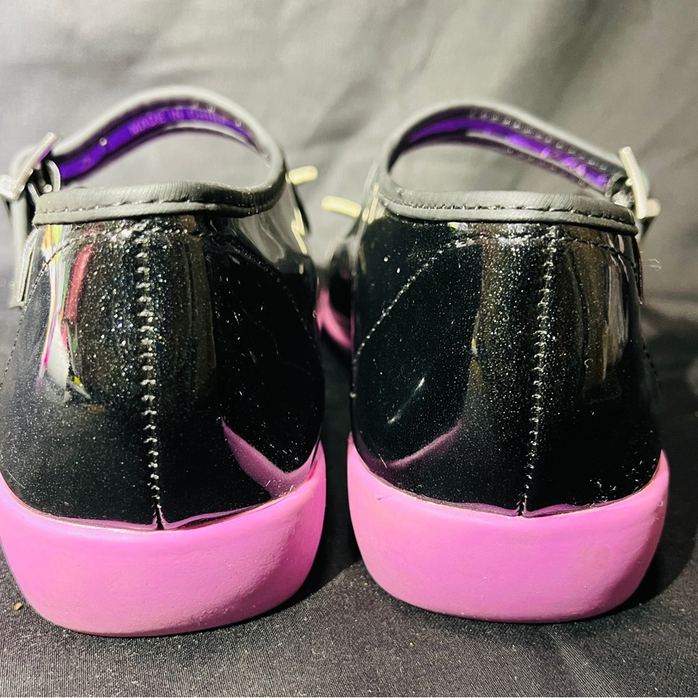 Stylish Kids Dress Shoes with Butterfly Design - Picture 6 of 9
